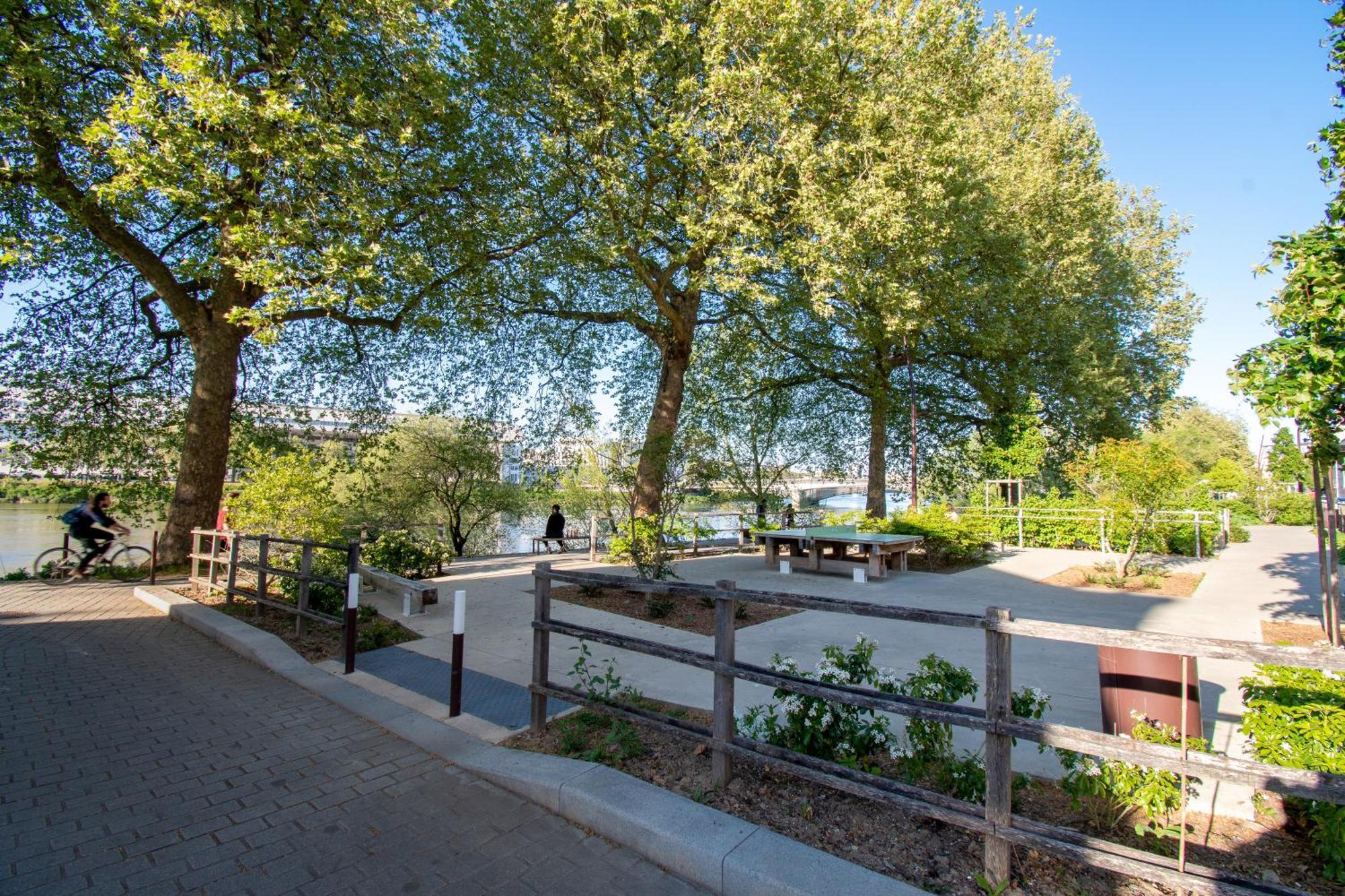 Appartement Elegant Proche Tramway & Centre-Ville Nantes Ngoại thất bức ảnh